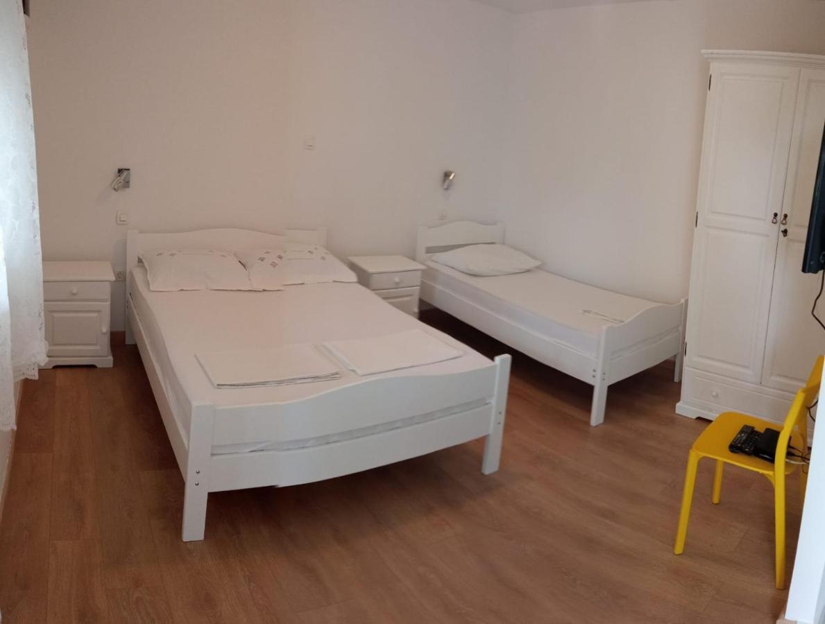 Apartmani Jure Perić Duće Zewnętrze zdjęcie